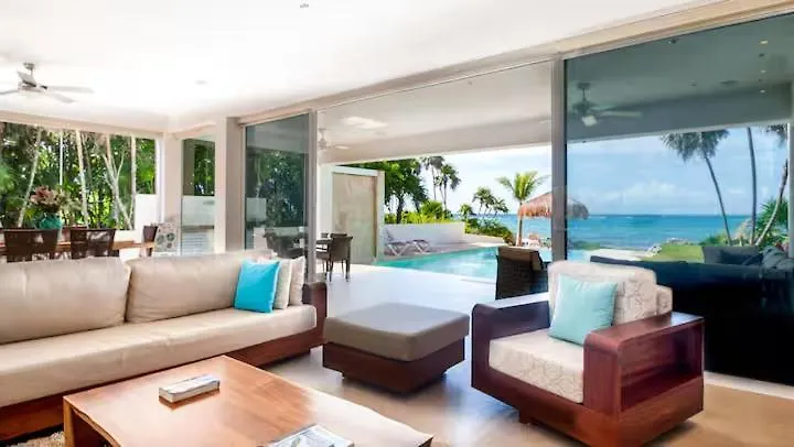 Beachfront Luruxy Villa In Tulum Pueblo