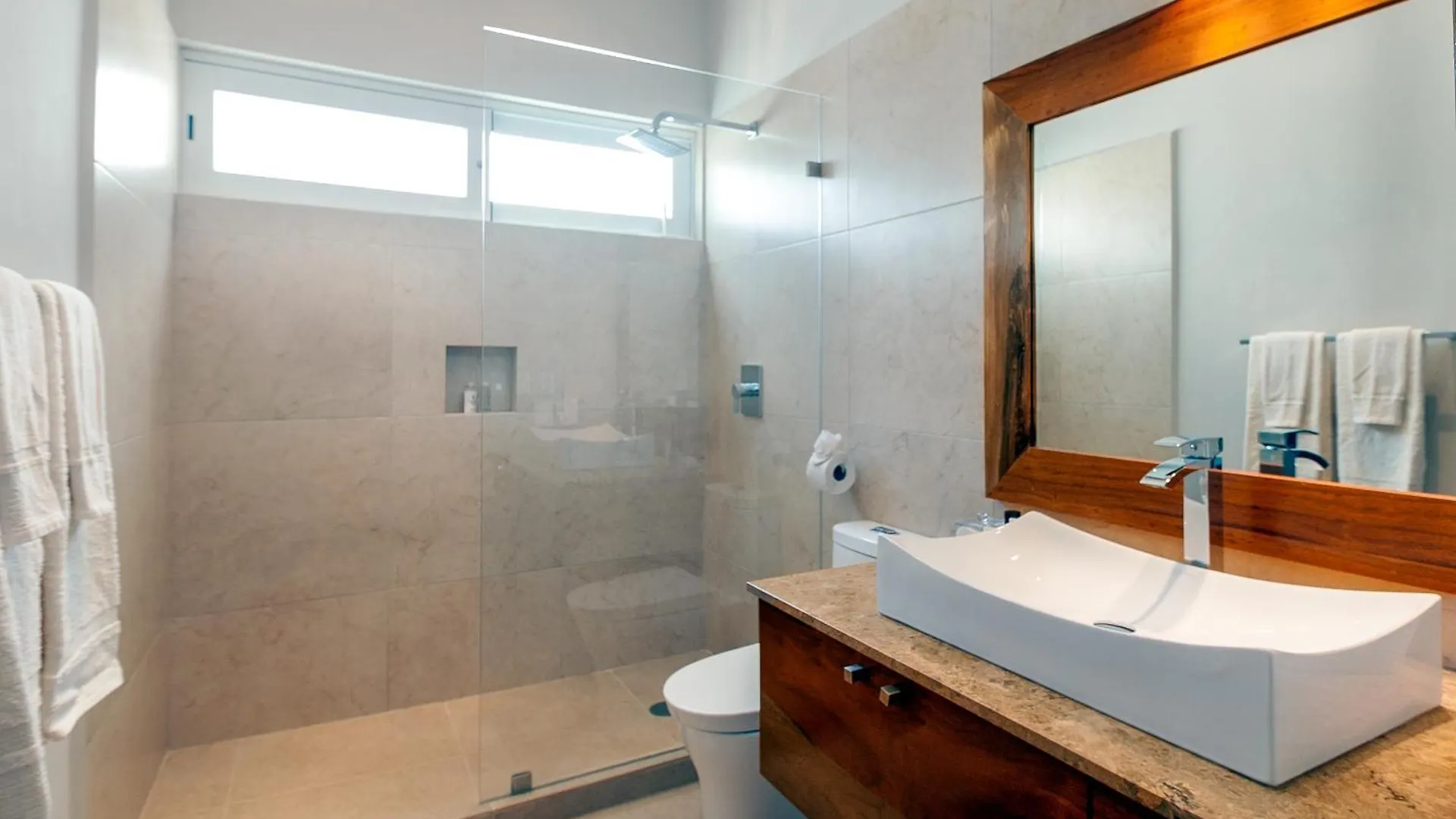 Beachfront Luruxy Villa In Tulum Pueblo